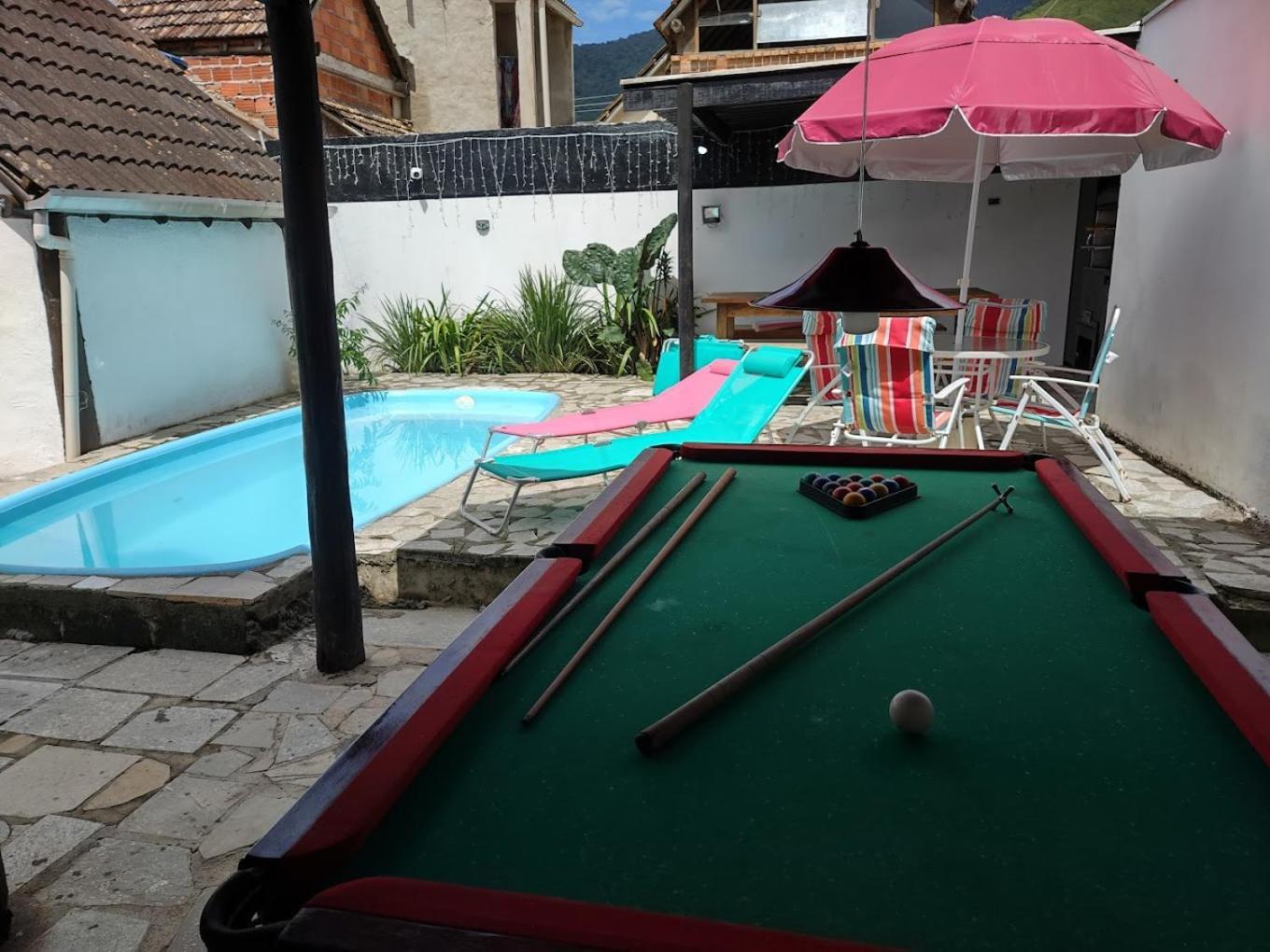 Piscina Bilhar Churrasqueira * Sao Sebastiao (Sao Paulo)